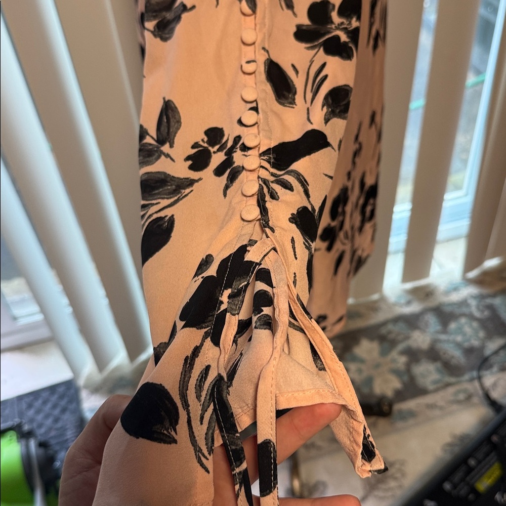 Zac & Rachel Pink and Black Floral Blouse size XL in excellent condition
136/3t - Picture 9 of 16
